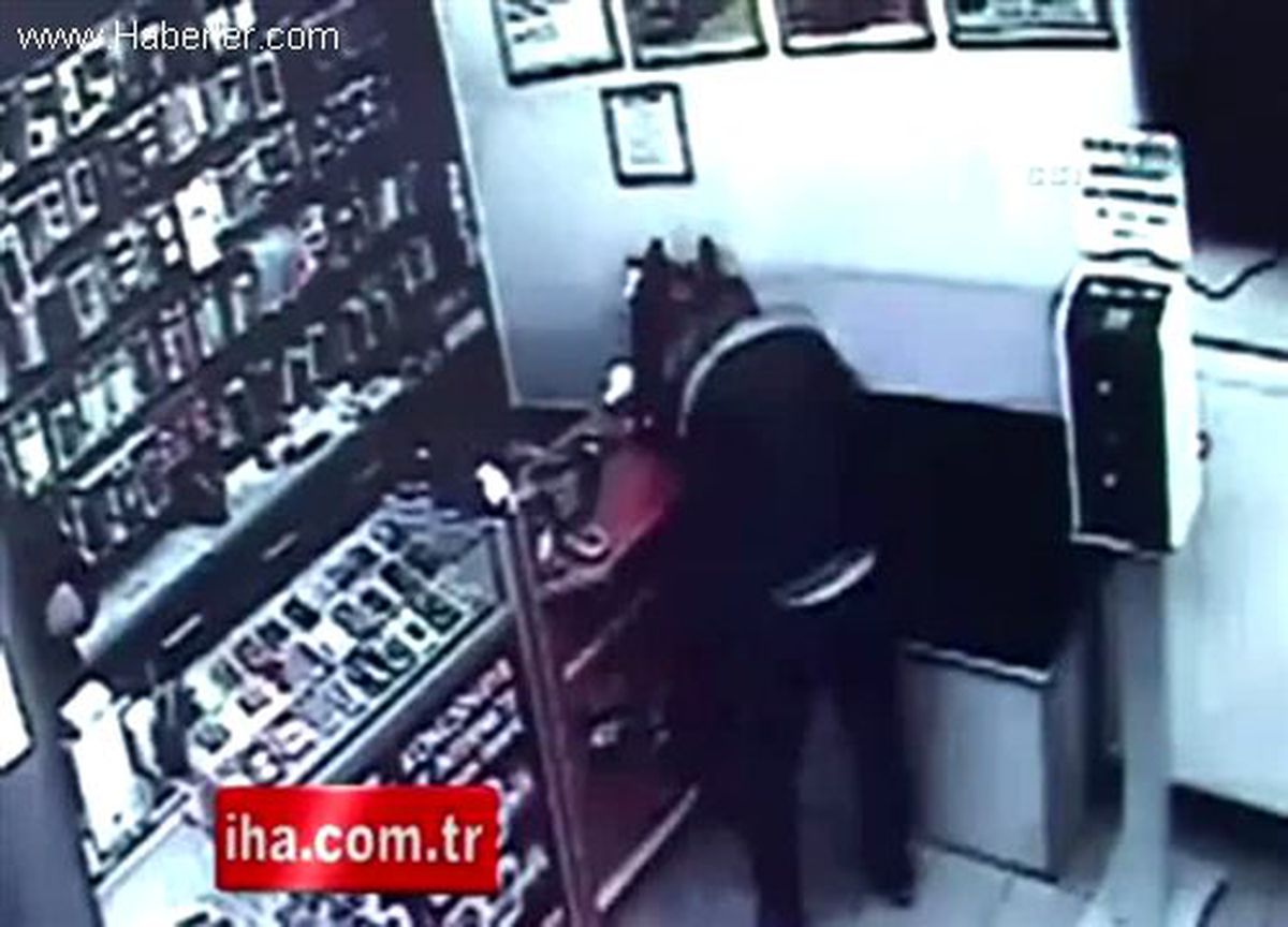 30 Defa Yakalandı Bu Kez de Yardım Kutusunu Çaldı