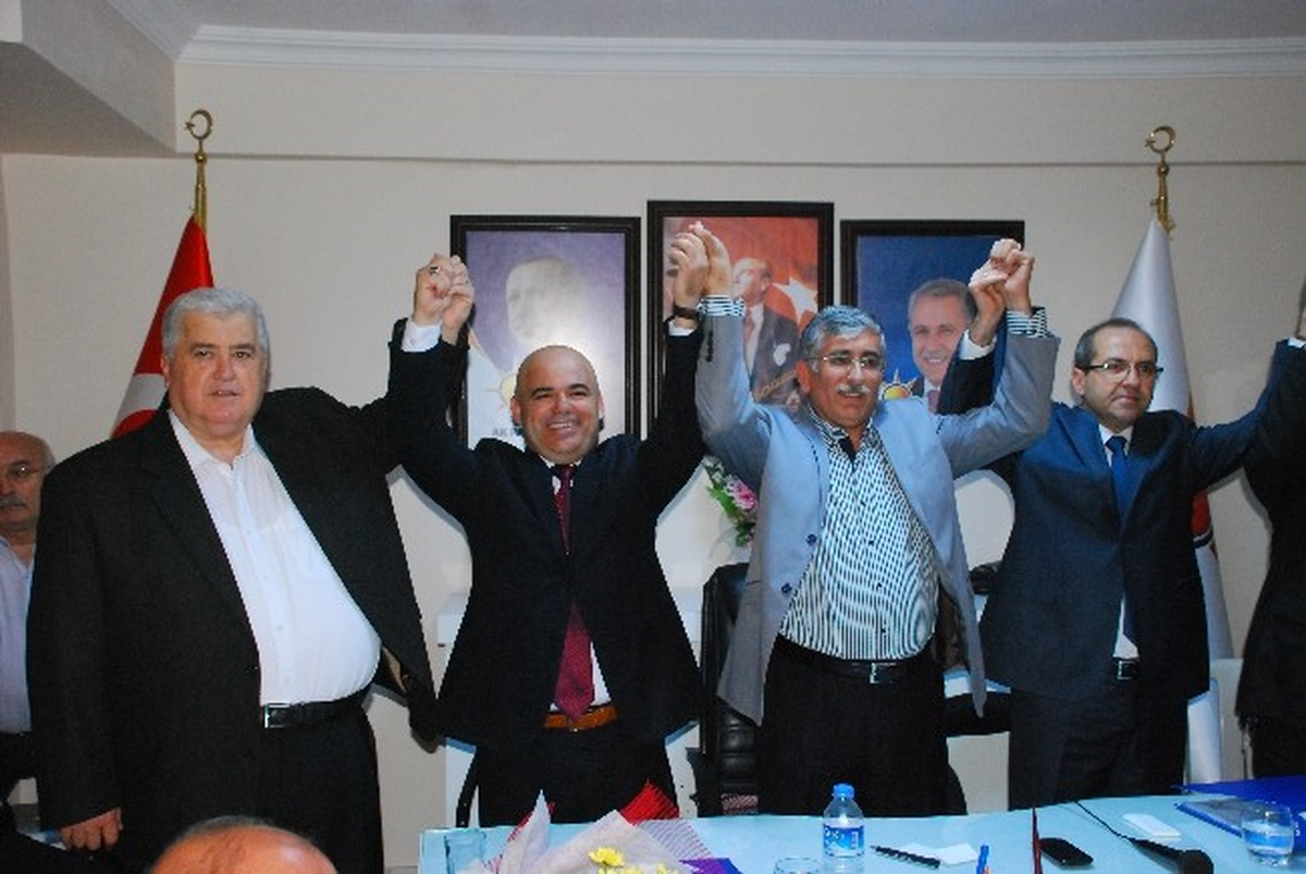 AK Parti\'de Akhisar Belediye Başkan Aday Adayları Belli Oldu