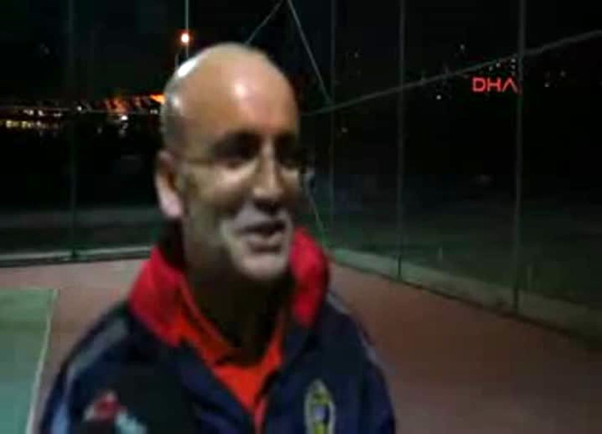 Bakan Şimşek, Kampta Tenis Maçı Yaptı
