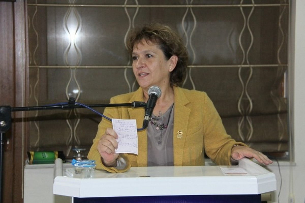 CHP\'li Güler: Başörtüsüyle Değil, Türbanla Sorunumuz Oldu