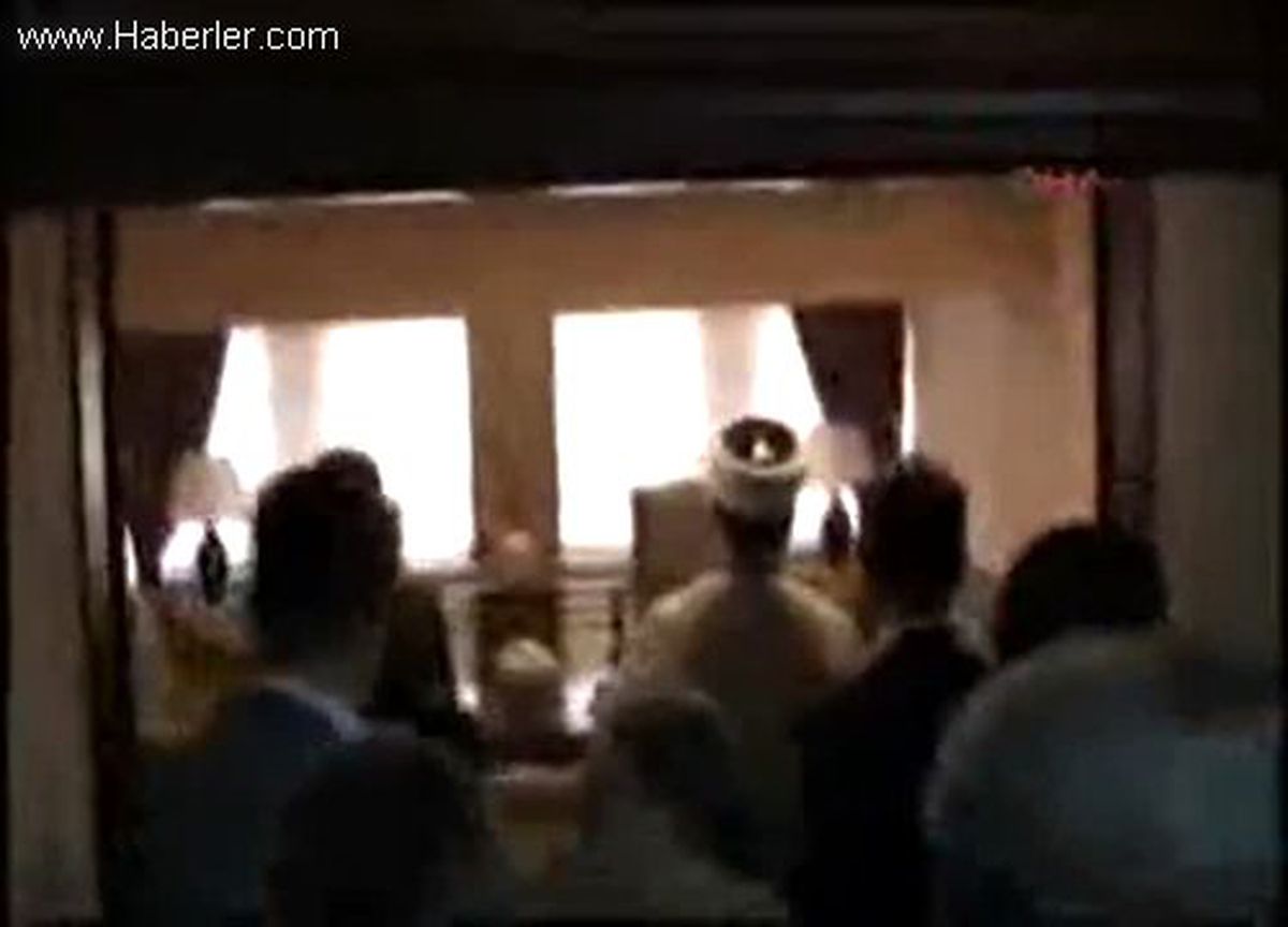 Diyanet İşleri Başkanı, Ayasofya\'da Sabah Namazı Kıldırdı
