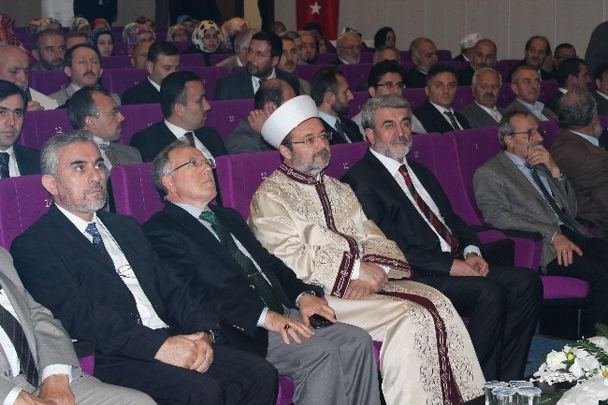 Diyanet İşleri Başkanı Prof.dr. Mehmet Görmez Din Görevlileri ile Buluştu