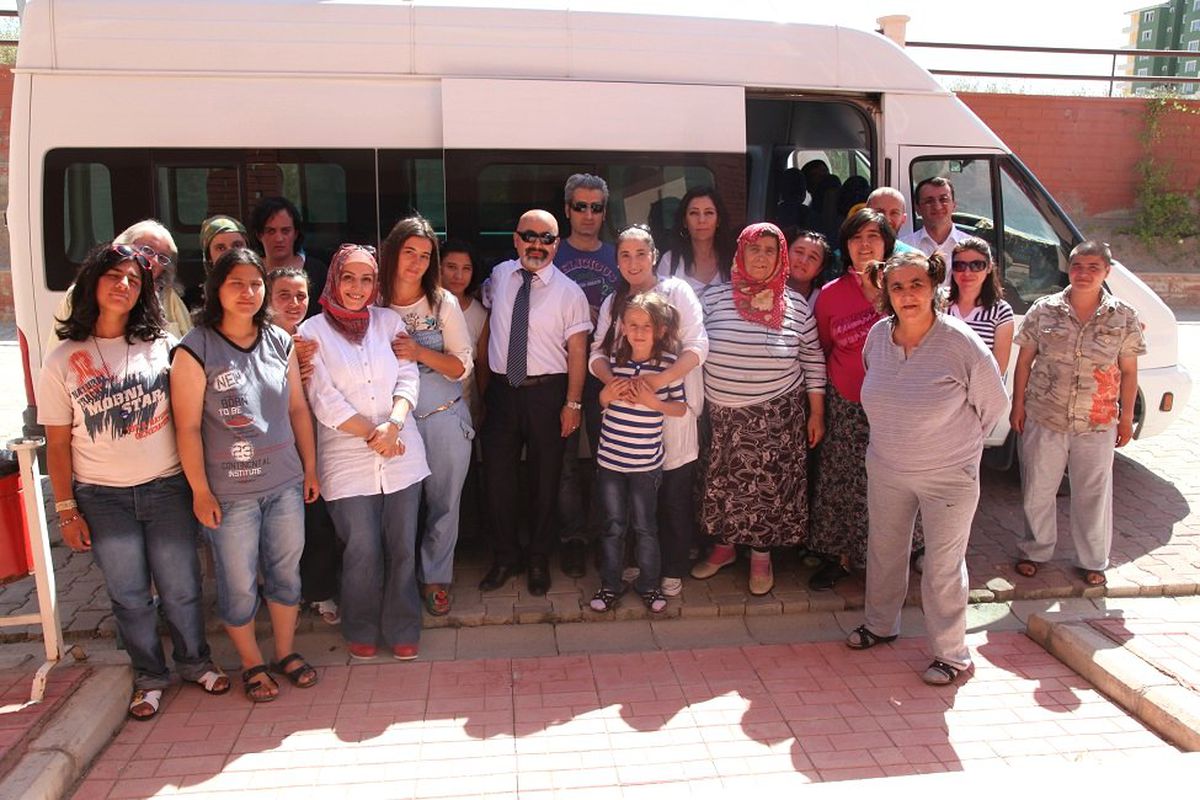 
Engel Tanımıyorlar
