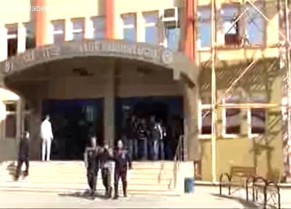 Gaziantep\'te Hırsızlık İddiasına 3 Gözaltı