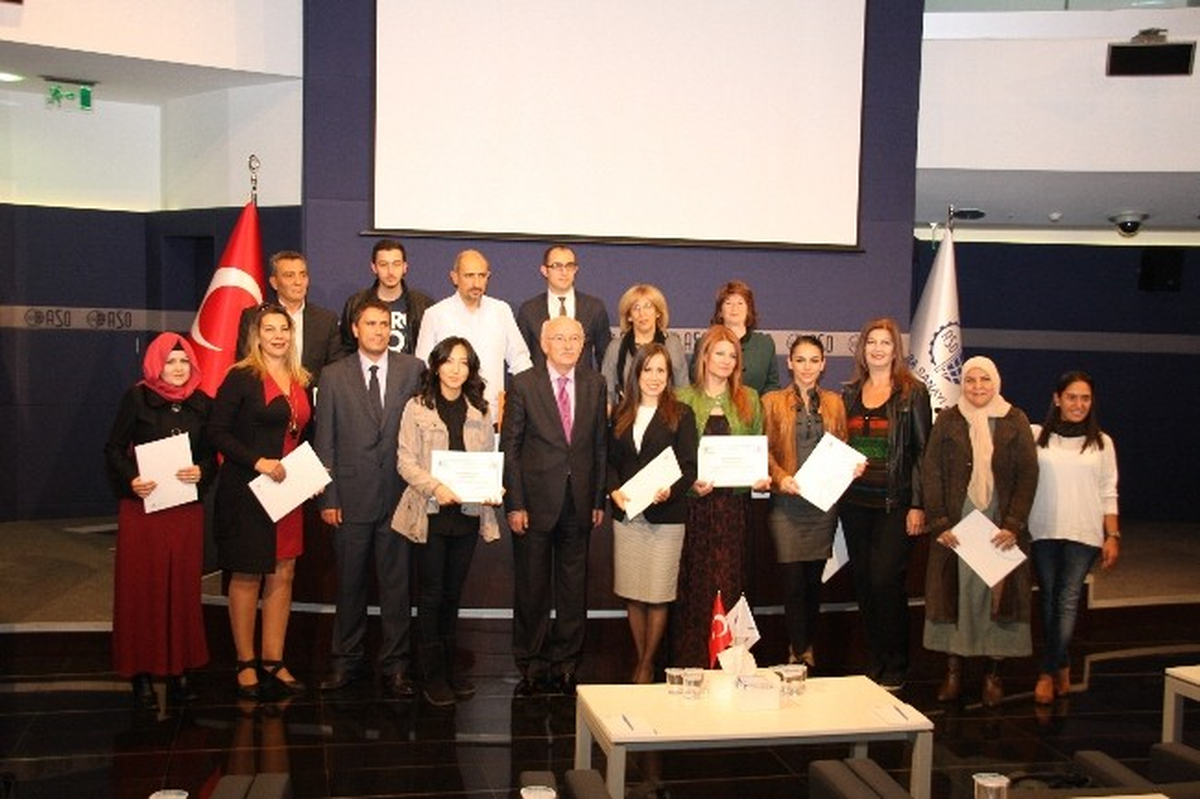 Girişimci Adaylar Sertifikalarını Aldı
