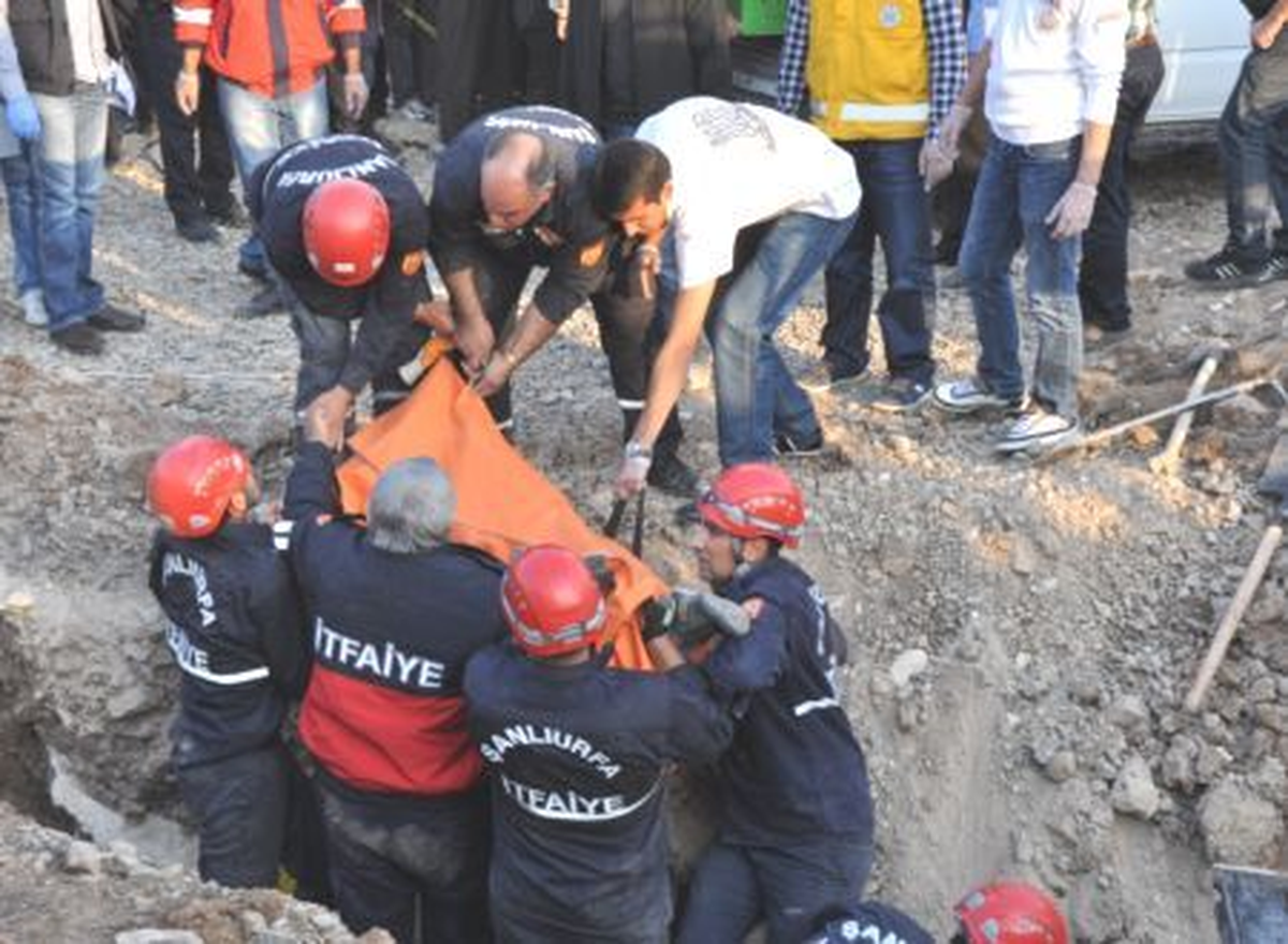 Göçük Altında Kalan İşçi Hayatını Kaybetti