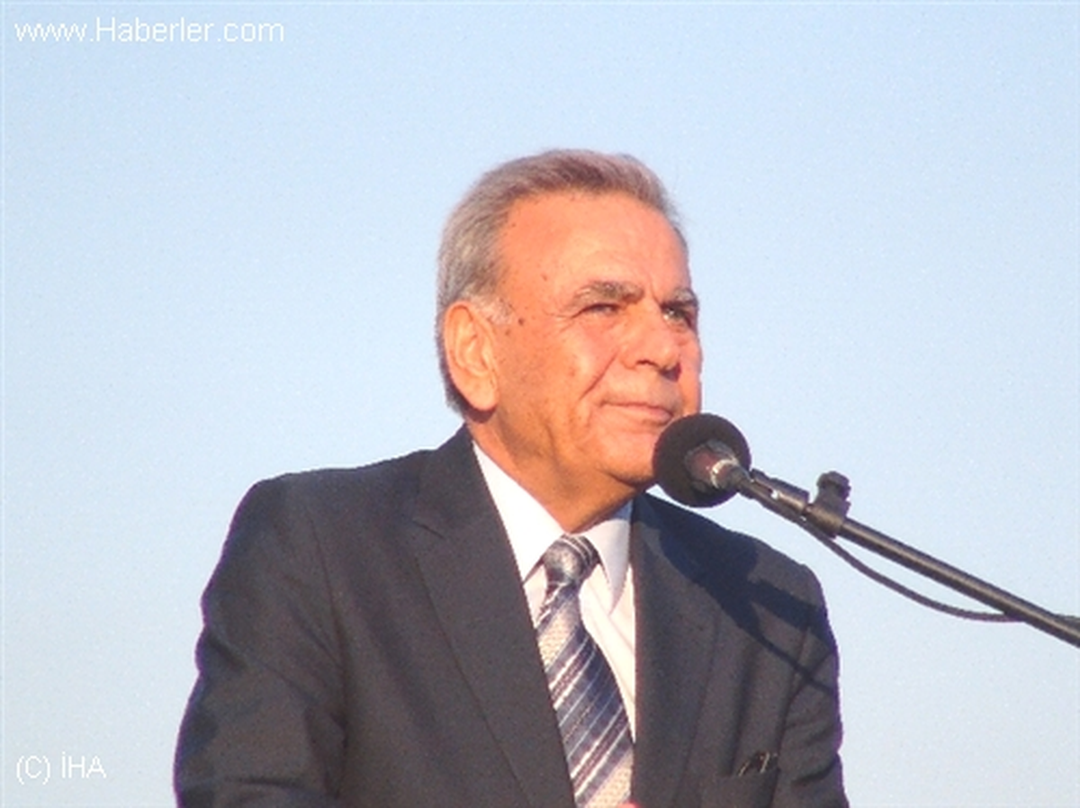 İzmir\'de Kongre Merkezi Tartışması