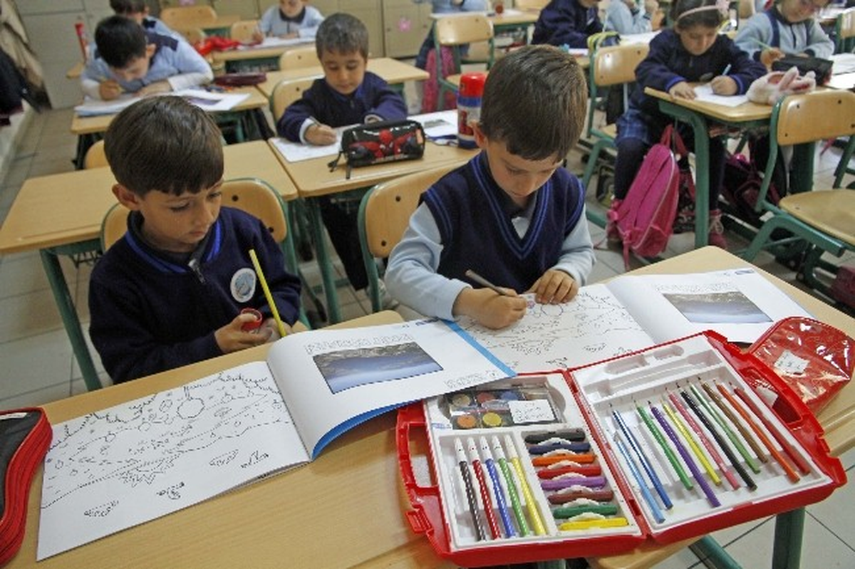 Kocaeli Büyükşehir Belediyesi\'nden Okullulara Boyama Kitabı