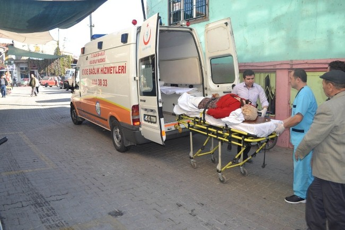 Kula\'da Evde Bakım Hizmeti Devam Ediyor