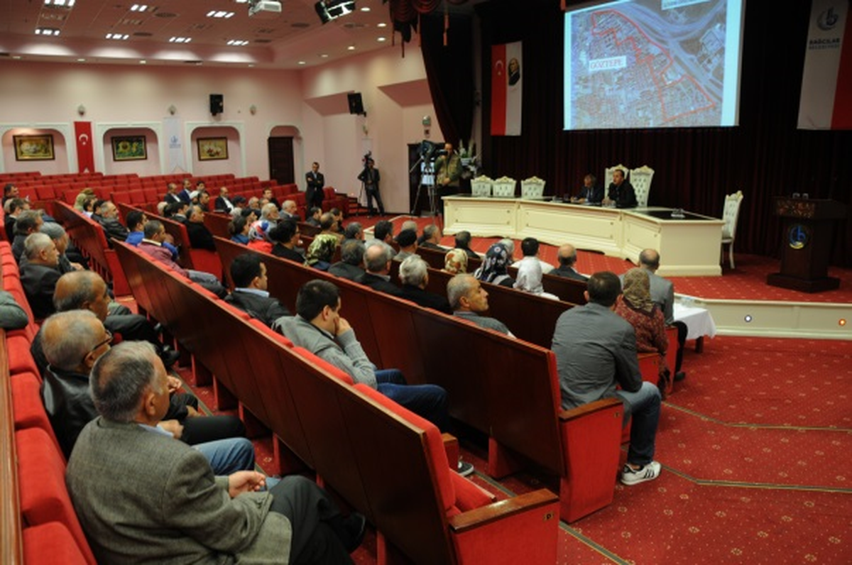 Mahallesi Sakinleri Kentsel Dönüşüm\'e Yoğun İlgi Gösterdi