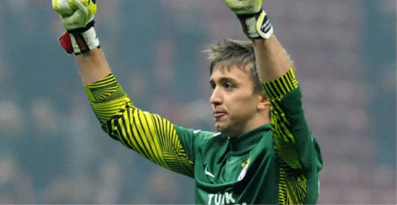 Manchester City, Galatasaraylı Muslera\'yı İstiyor