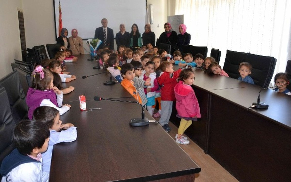 Miniklere Yerel Yönetimler Dersi