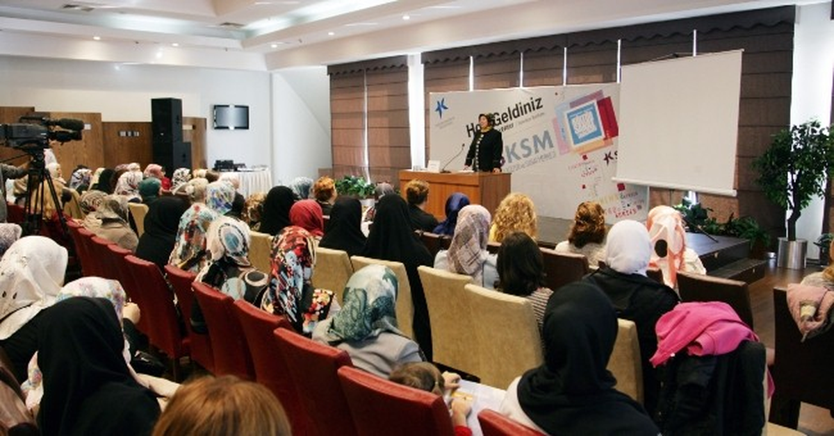 Eğitimci Mürşide Uysal, Aile İçi İletişimin Sırlarını Verdi