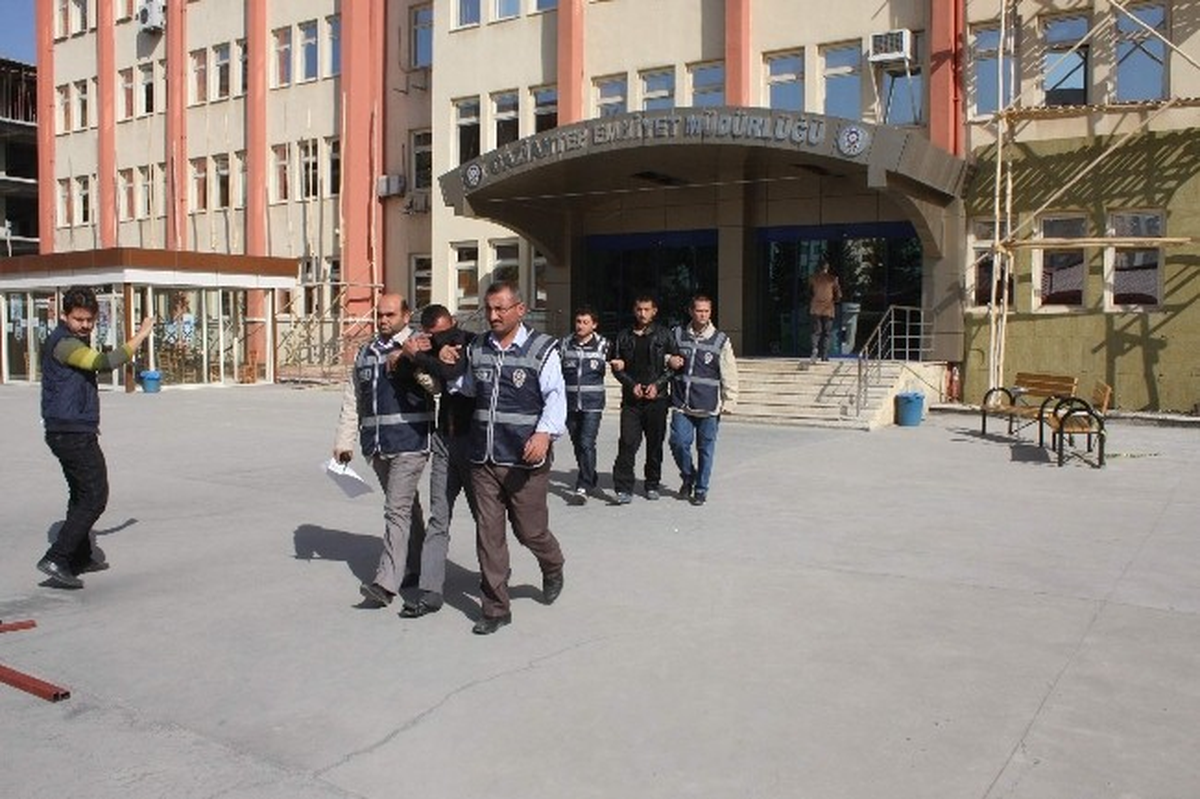 Oto Hırsızları Gözaltında