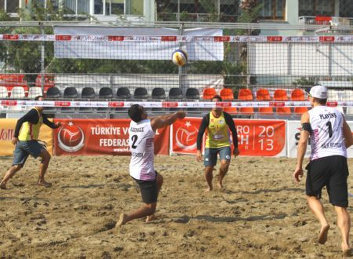 Plaj Voleybolu