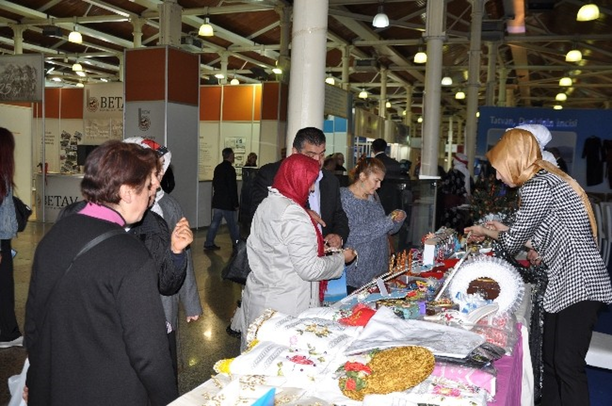 Tatvan Standına Yoğun İlgi
