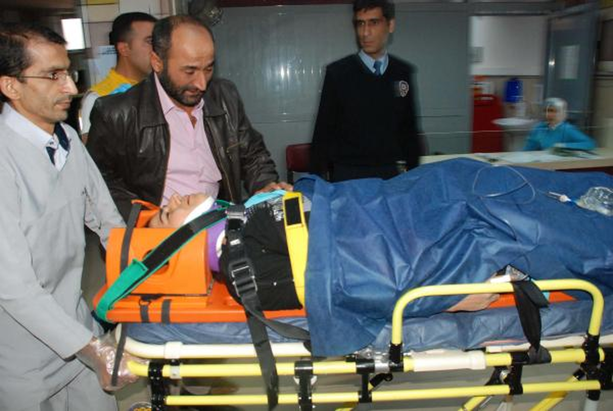 5\'inci Kattan Asansör Boşluğuna Düşerek Yaralandı