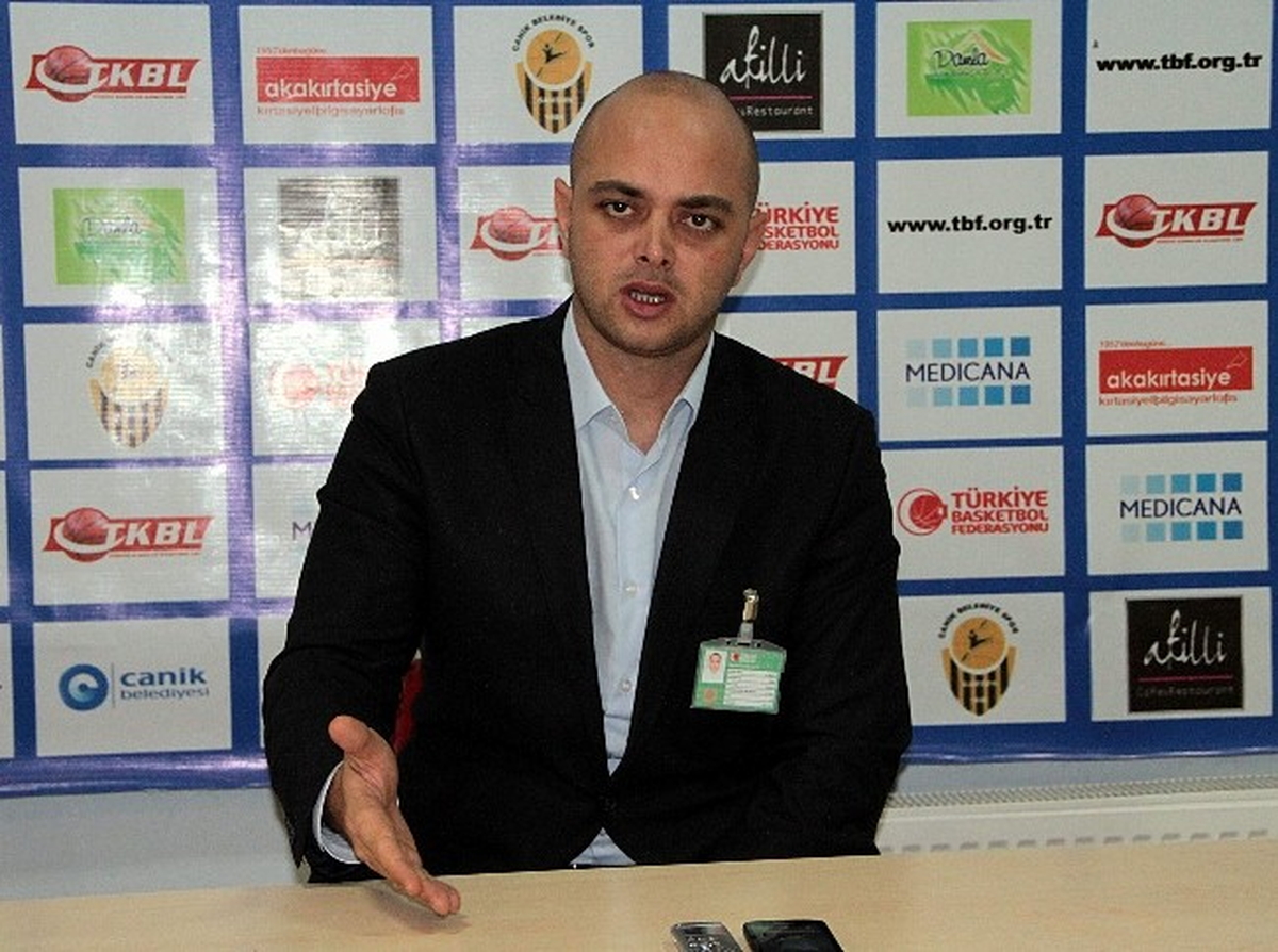 Baş: "Sahada 4 Yabancı ile Oynamak Büyük Bir Adaletsizlik"
