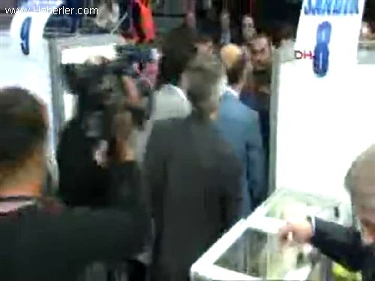 Başbakan\'ın Oğlu da Oyunu Kullandı