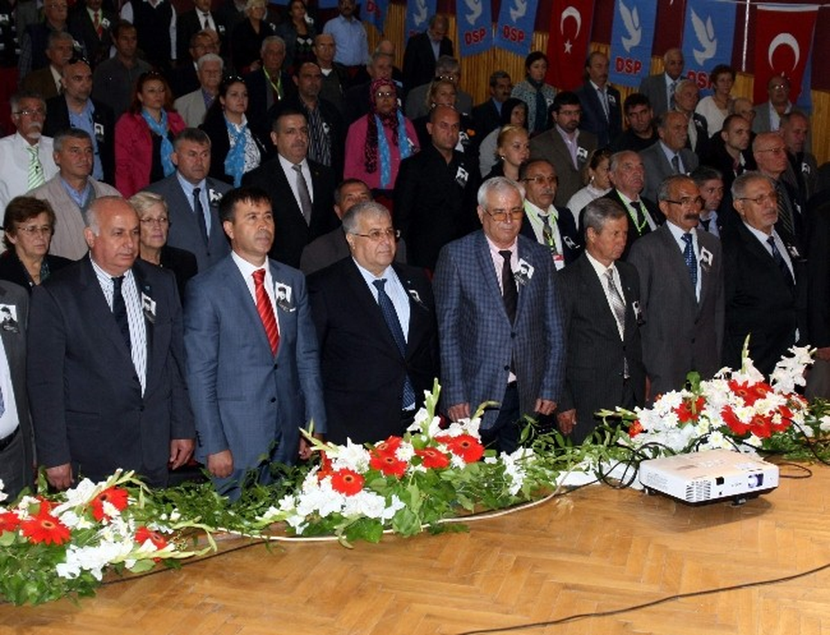 DSP Genel Başkanı Türker\'den Başörtüsü Çıkışı Açıklaması