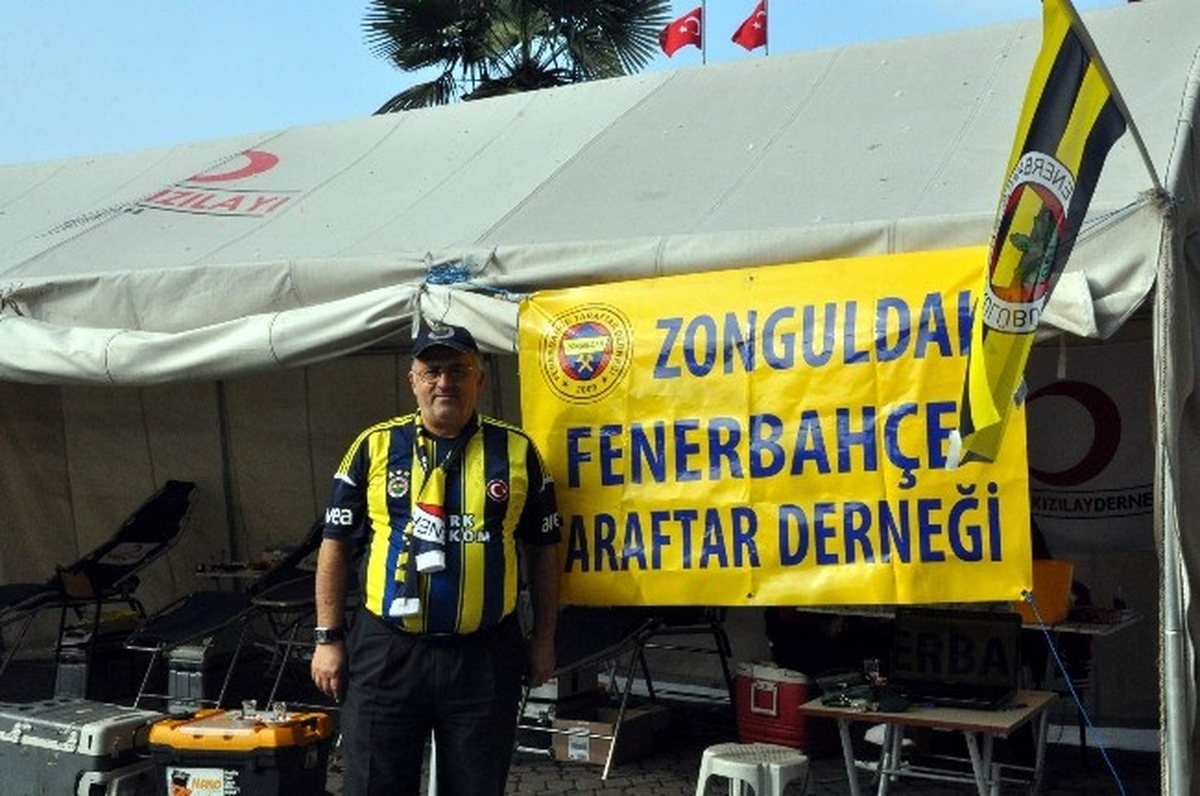 Fenerbahçeliler Derneği\'nden Anlamlı Etkinlik