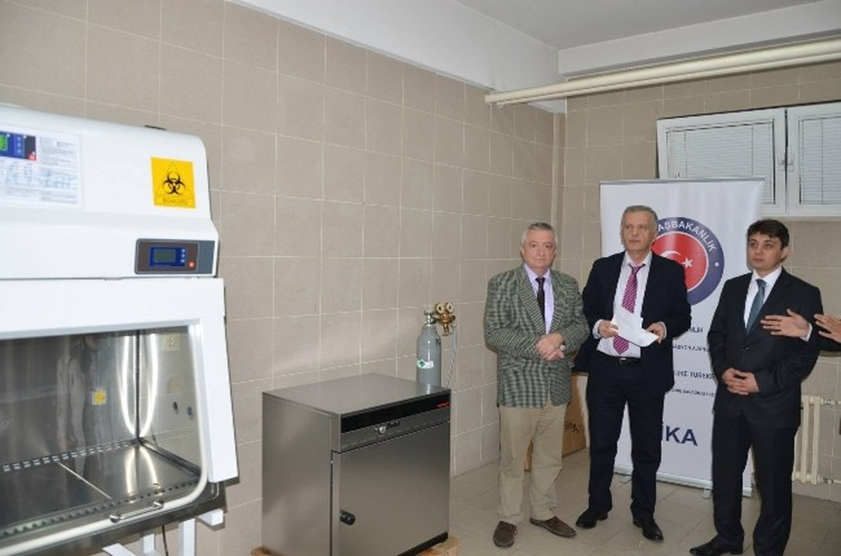 Karadağ Devlet Üniversitesi Tıp Fakültesi Bilimsel Araştırma Laboratuvarına Ekipman Desteği