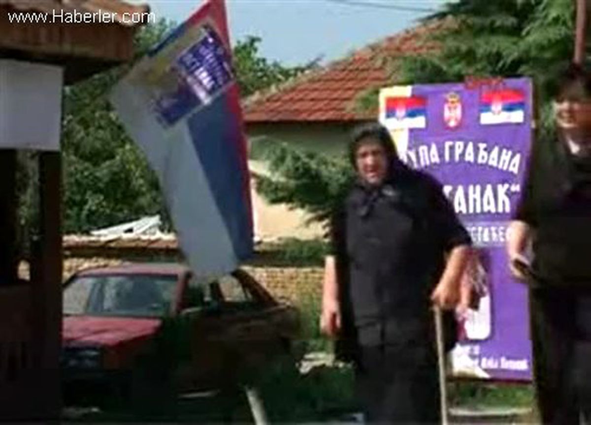 Kosova\'da Sırplar da İlk Kez Sandık Başında