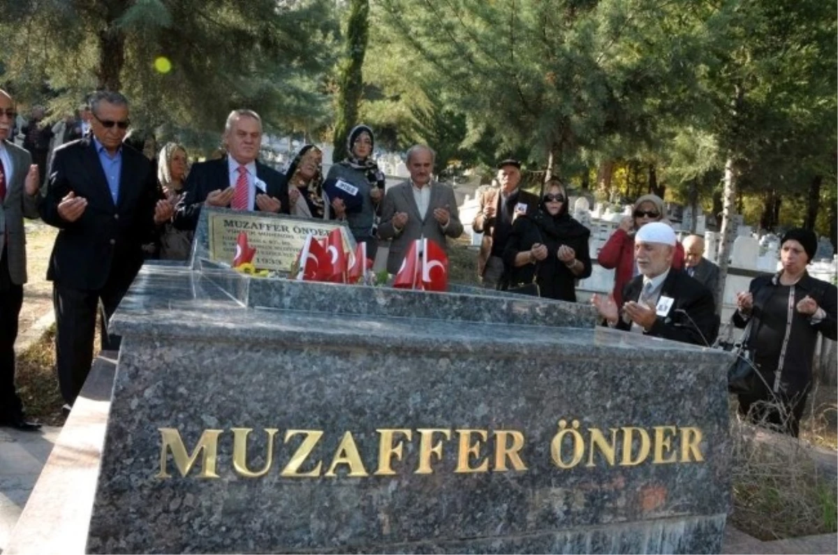 Muzaffer Önder Mezarı Başında Anıldı
