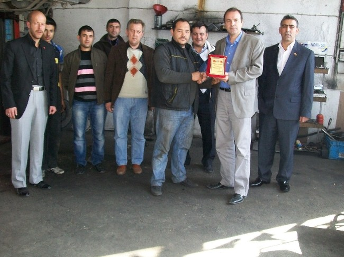 Ülkücü İşçiler Derneği\'nin Esnaf Ziyaretleri