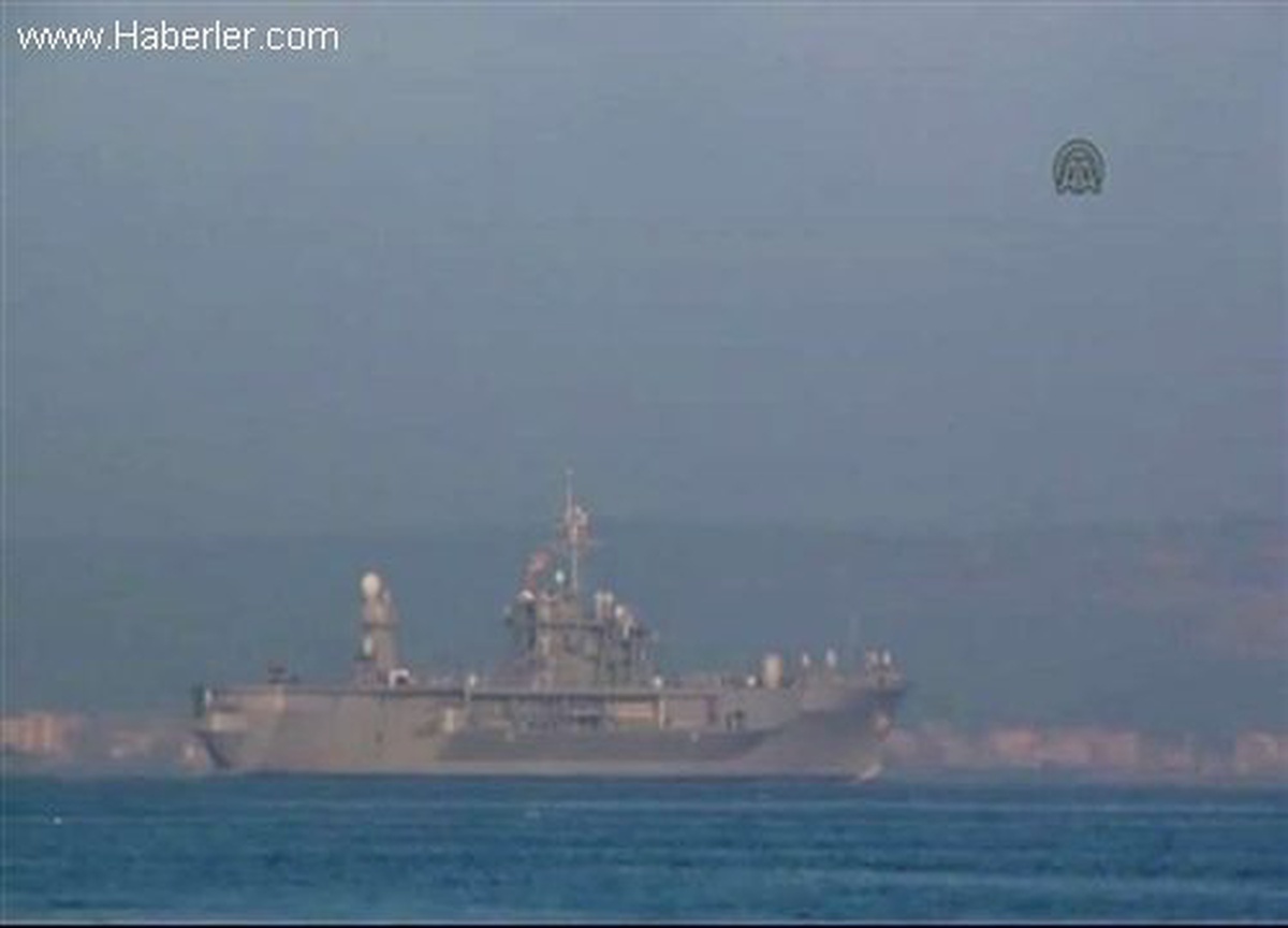 ABD Deniz Kuvvetlerine Ait Gemi, Çanakkale Boğazından Geçti