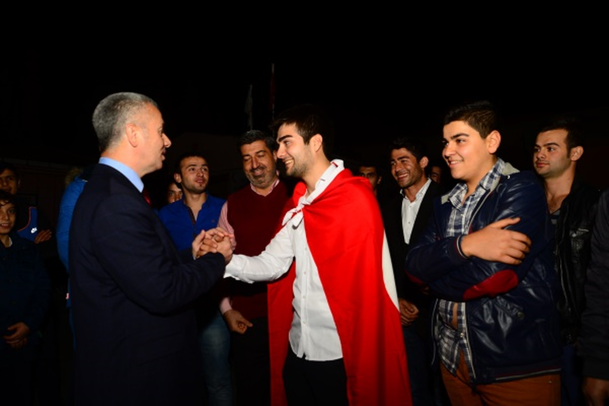 Başkan Uzun,Mustafa Örünç\'ün Asker Eğlencesine Katıldı