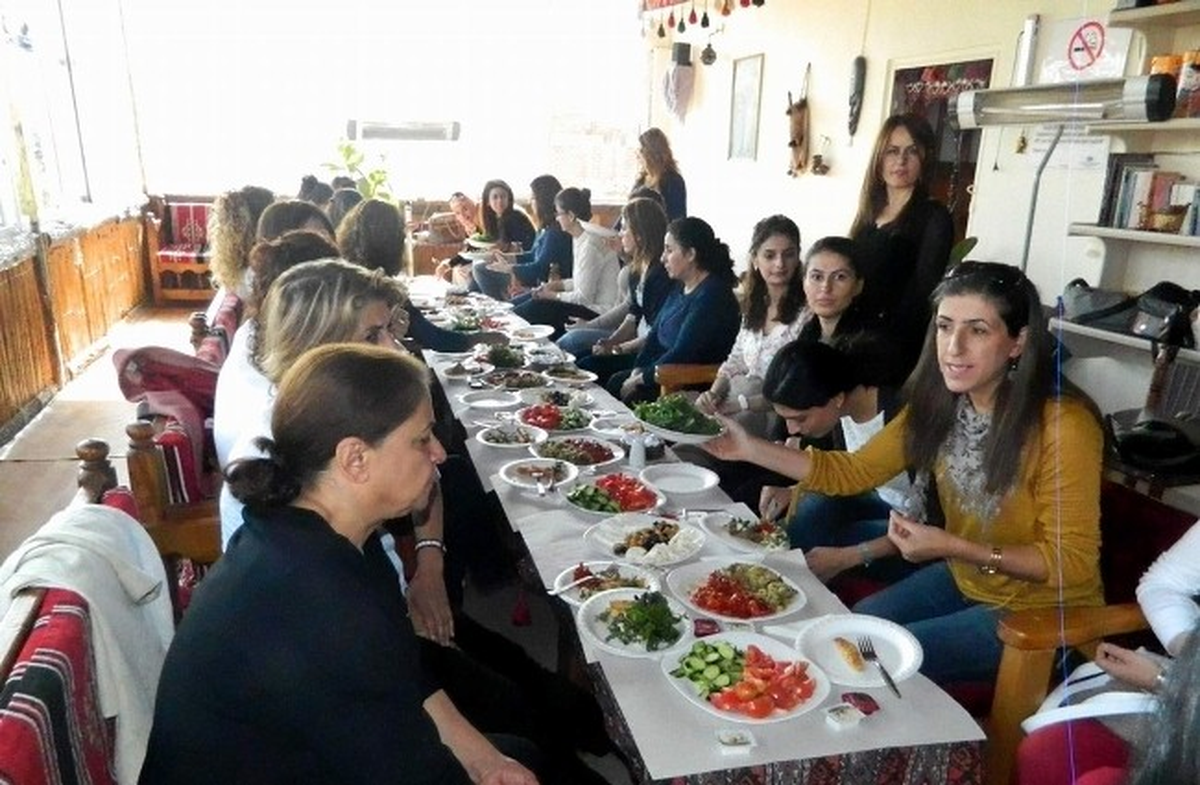 Eğitim-Sen\'li Kadınlar Kahvaltıda Buluştu