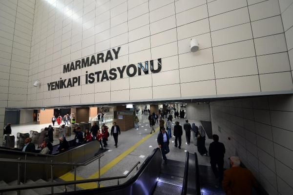 Halen Ücretsiz Olan Marmaray Pazar Günü 350 Bin Yolcu Taşıdı