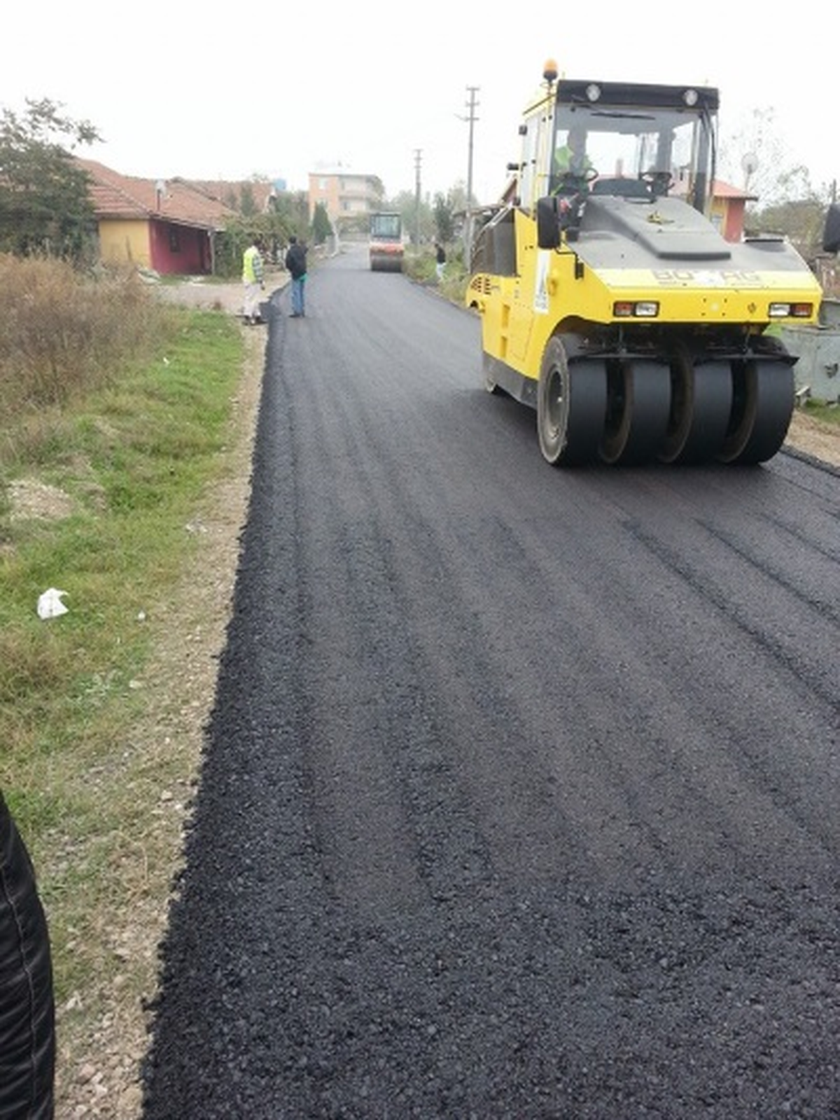 Kızılcıklık Mahallesi\'nde Asfalt Çalışması Yapıldı
