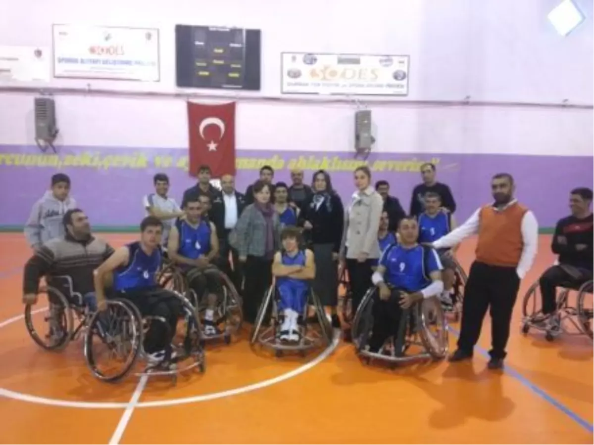 Muş Bedensel Engelliler Basketbol Takımı Destek Bekliyor