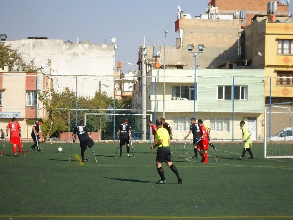 Şahinbey Ampute Futbol Takımı Lige Fırtına Gibi Girdi