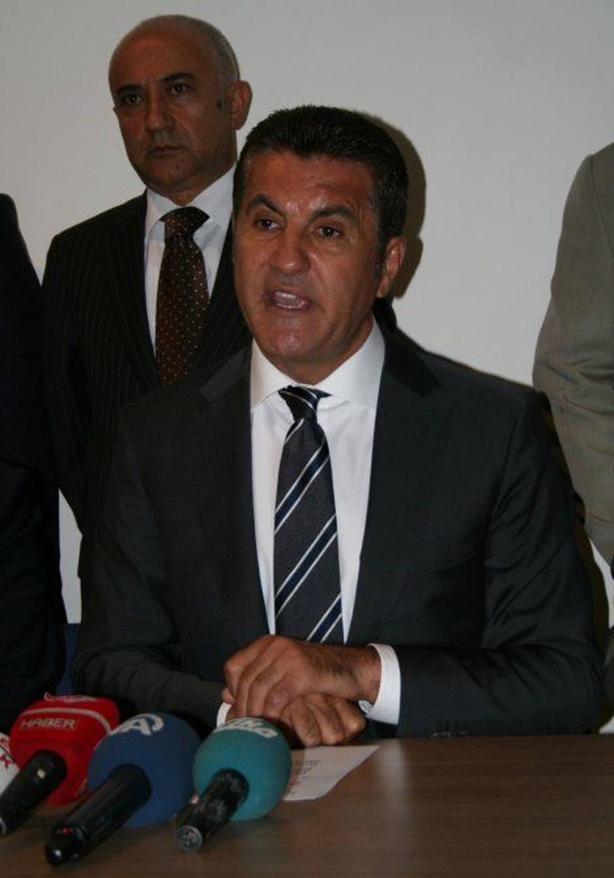 Sarıgül: 9 Kasım\'da Baba Ocağına Dönüyorum