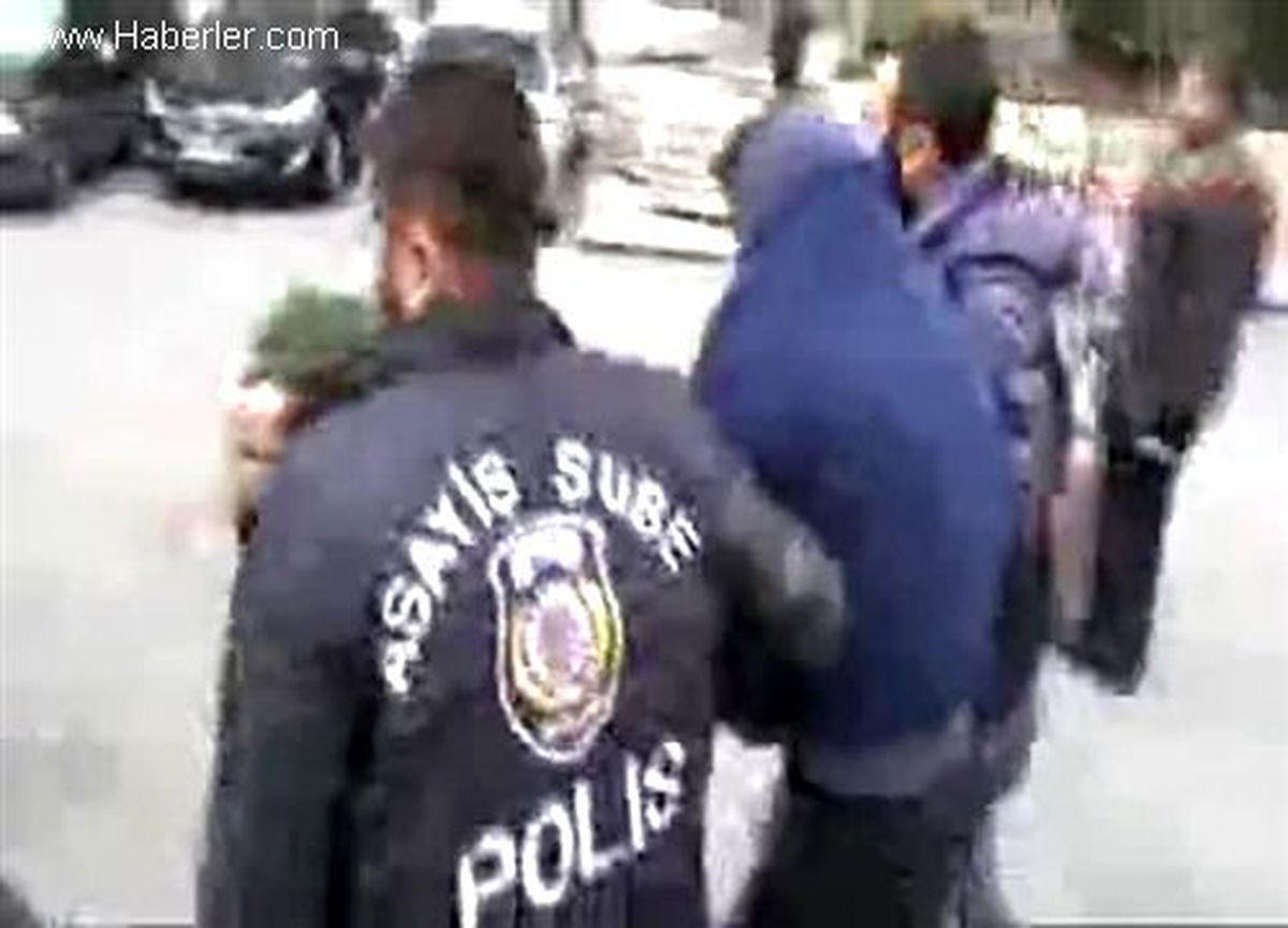 Seksen Birincide Ölümden Polis Kurtardı