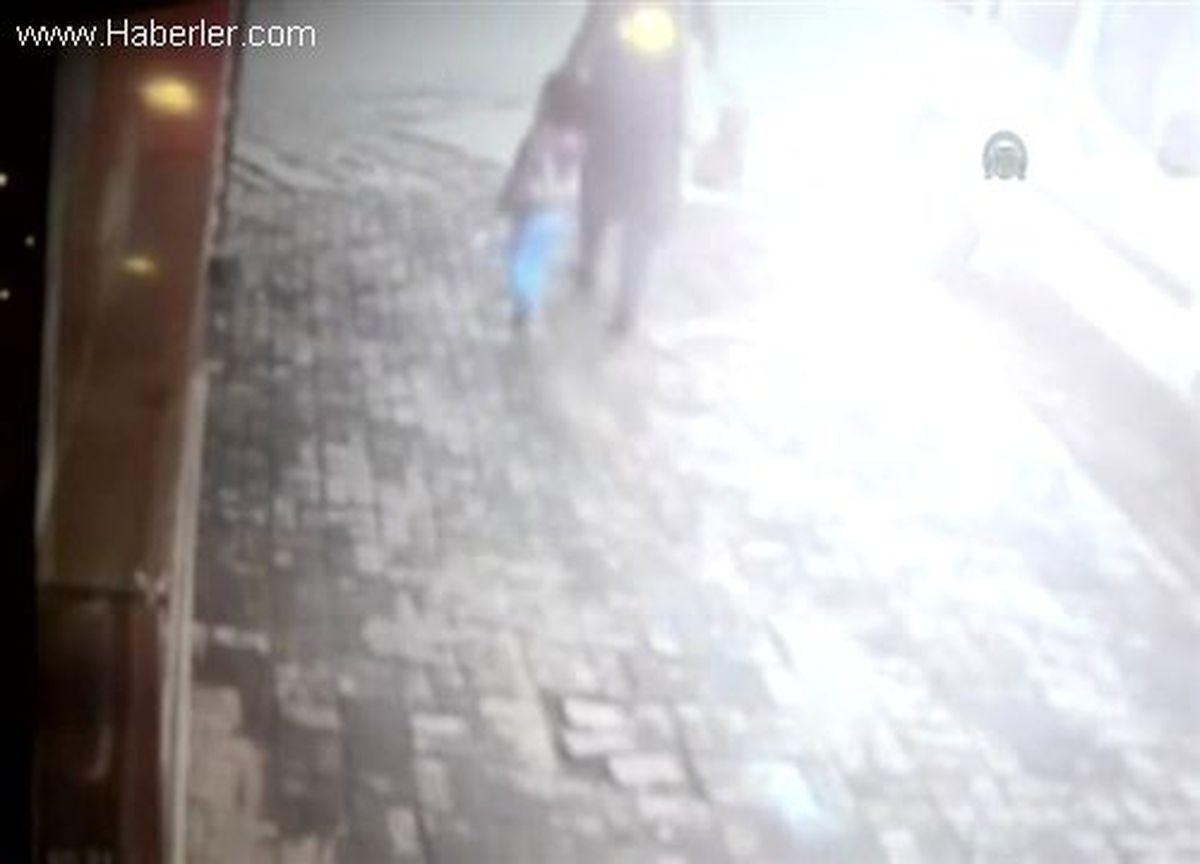 Iğdır\'da Tartıştığı Eşini Bıçakla Yaraladı