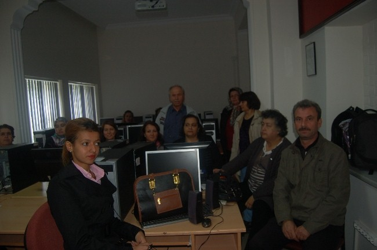 Usta Öğreticiler Eğitimden Geçiyor