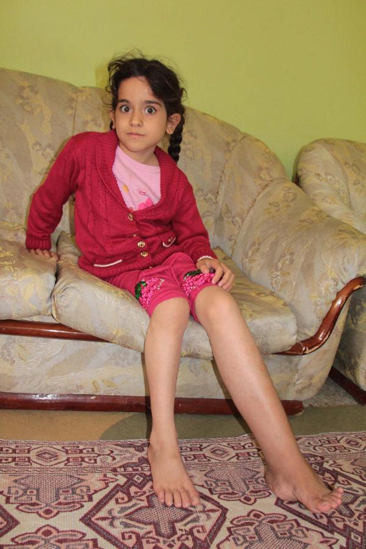 Zeynep\'in Ağrıları Dinsin