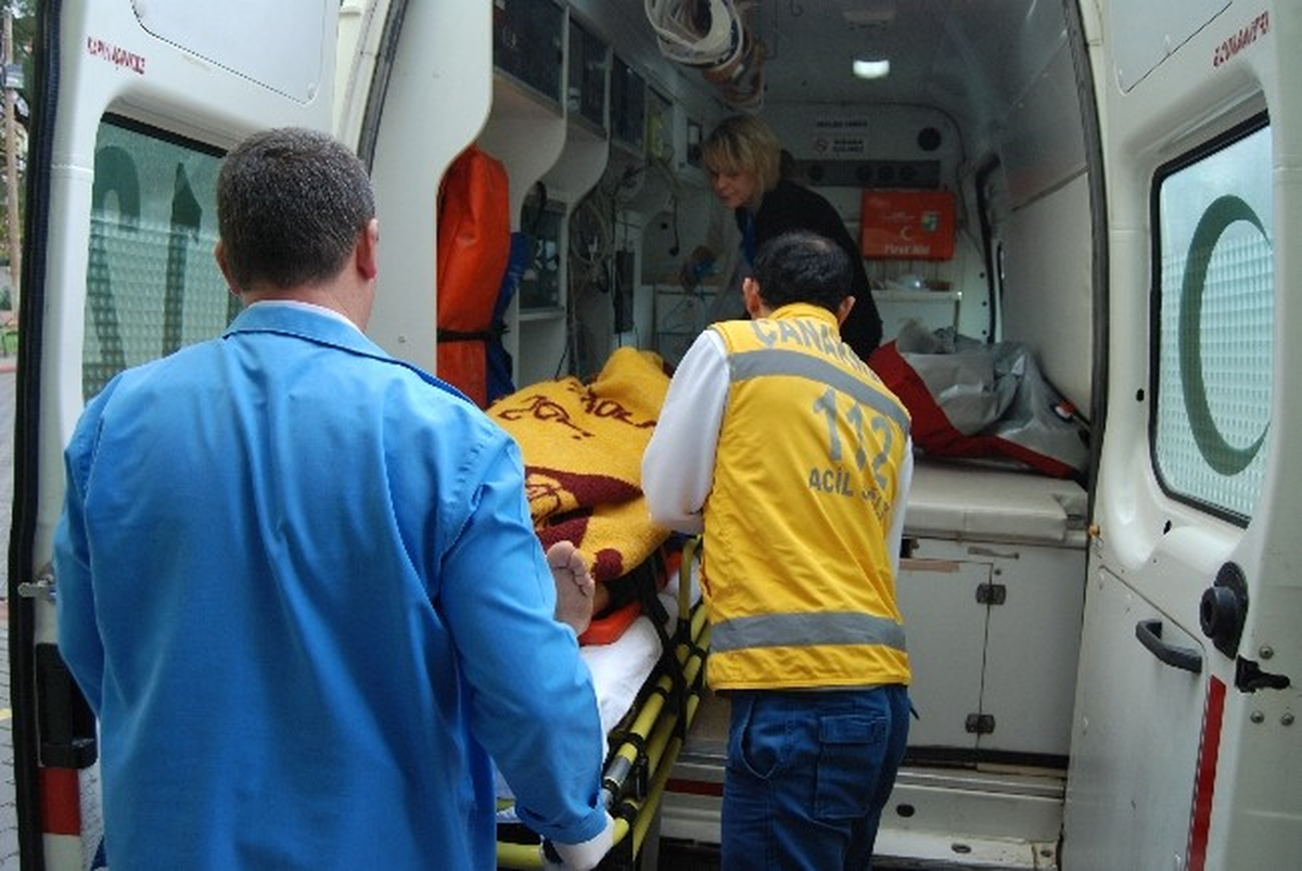Açlık Grevi Yapan Çiftçi Fenalaştı