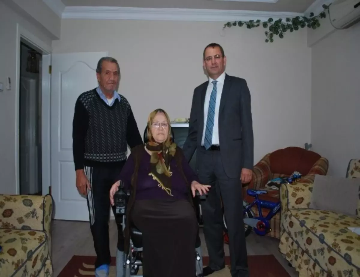 Başkan Mesut Ergin\'den Anlamlı Hediye