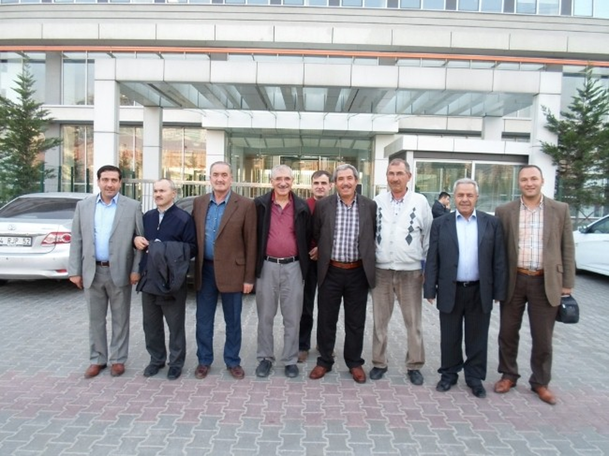 Bayburt Girişimci İşdamaları Derneği Üyeleri Bosnada Evlad-I Fatihan \'Nın İzini Takip Etti