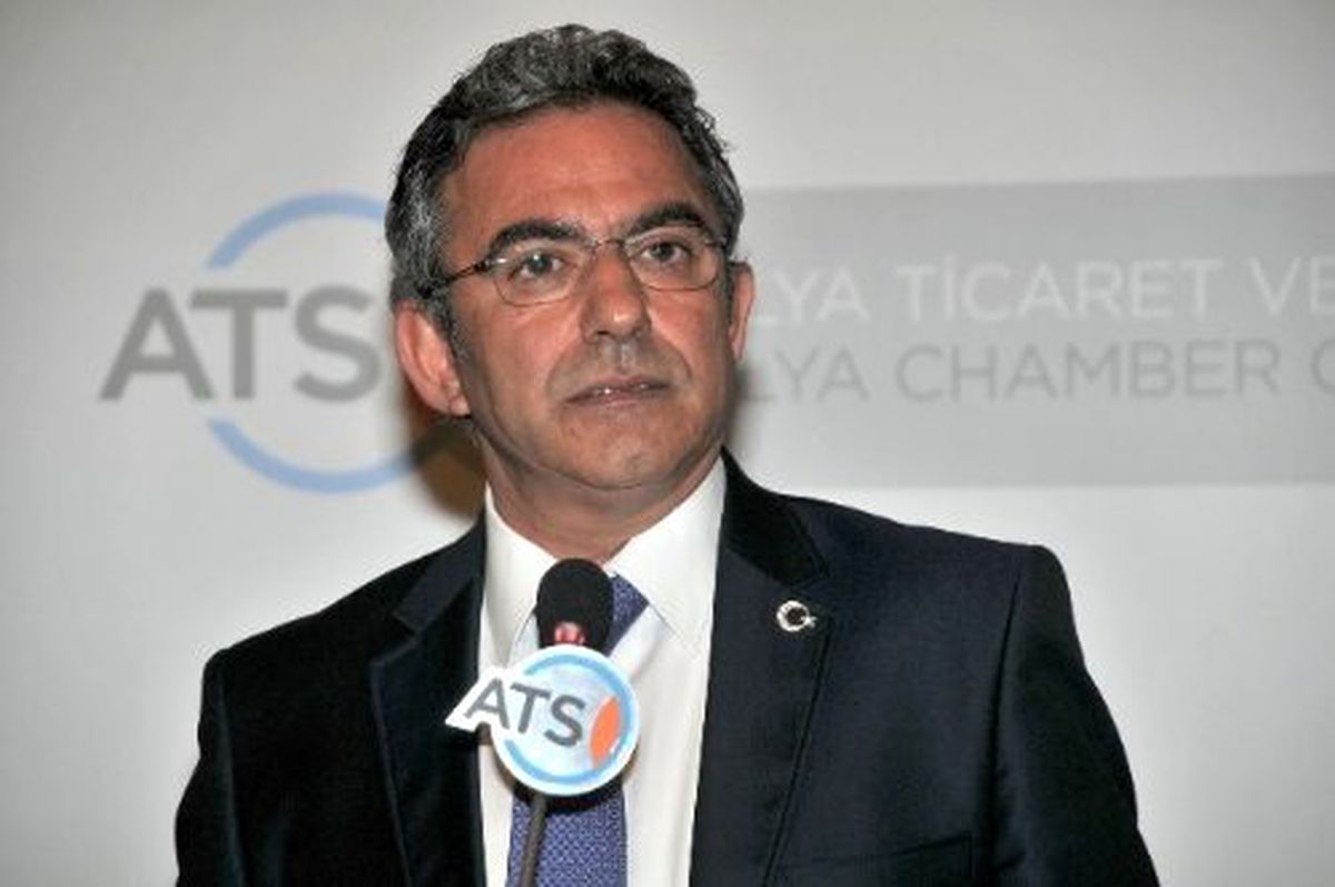 D 8 Genel Sekreteri Musavi\'den Atso\'ya Ziyaret