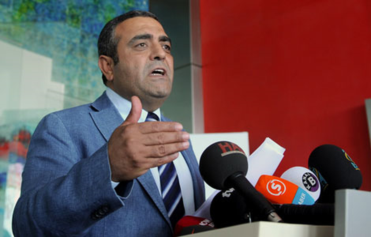 Chp\'li Tanrıkulu: 6000 Gencin "Sosyal Medya Temsilcisi" Adıyla Eğitildiği Doğru Mu?