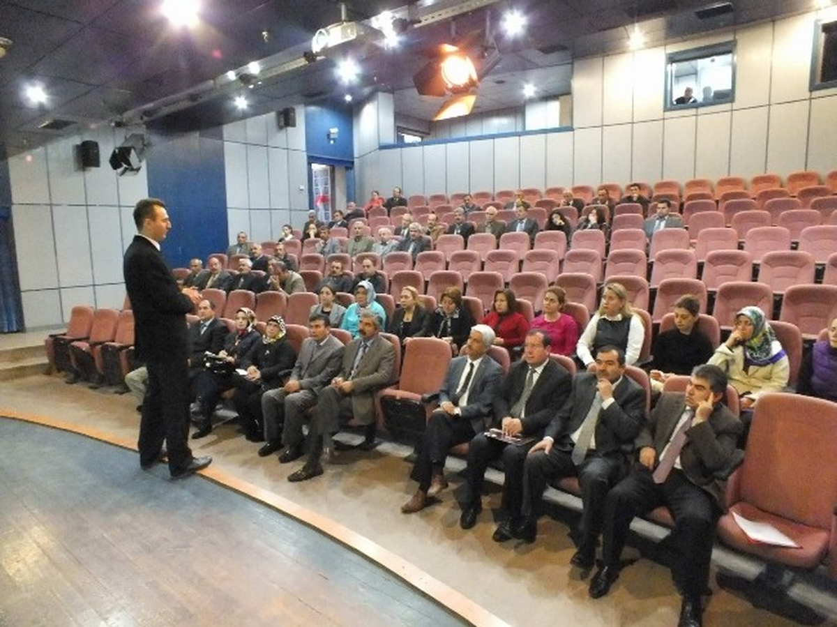İl Kültür ve Turizm Müdürlüğünde Görevli Personele Hizmet İçi Eğitim Veridi