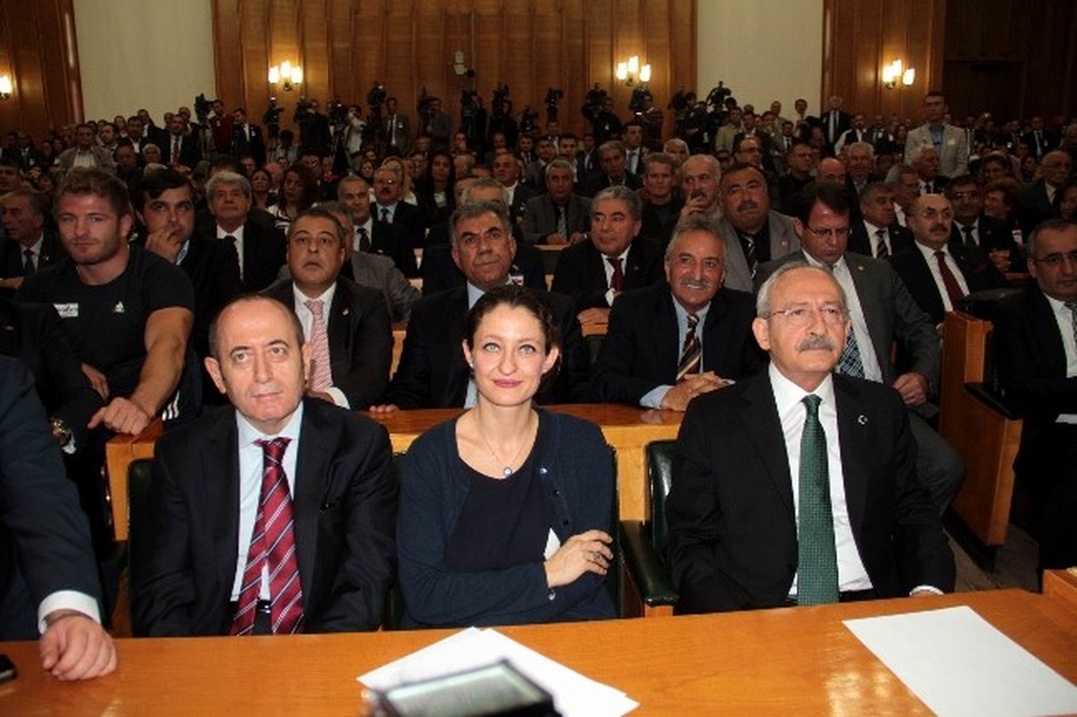 Kılıçdaroğlu: "Türkiye\'yi Ortadoğu Ülkesi Haline Getirmeye Çalışıyorlar"