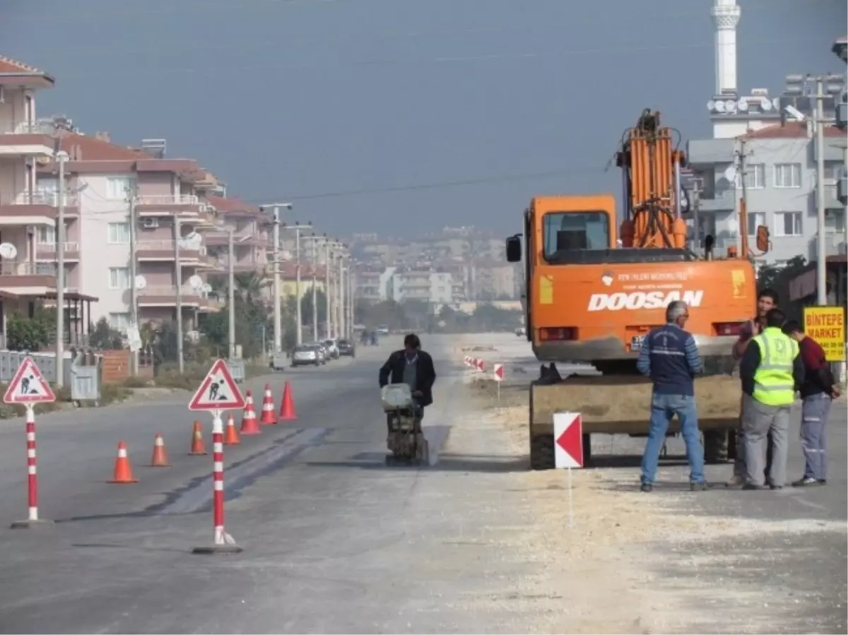 Ödemiş Belediyesi, Bölünmüş Yol Çalışması Başlattı