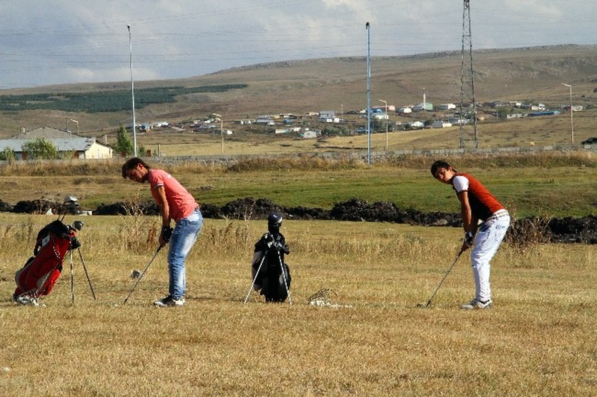 Turkish Airlines Open 2013 Golf Turnuvası\'na Ardahan\'dan İki Golfcu